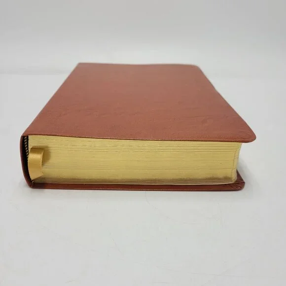 Saint Joseph Edition The New American Bible Catholic Book Publishing Co 1992 EUC - Picture 6 of 16